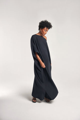 Sanctuaire-Kaftans-black-flowing-kaftan.